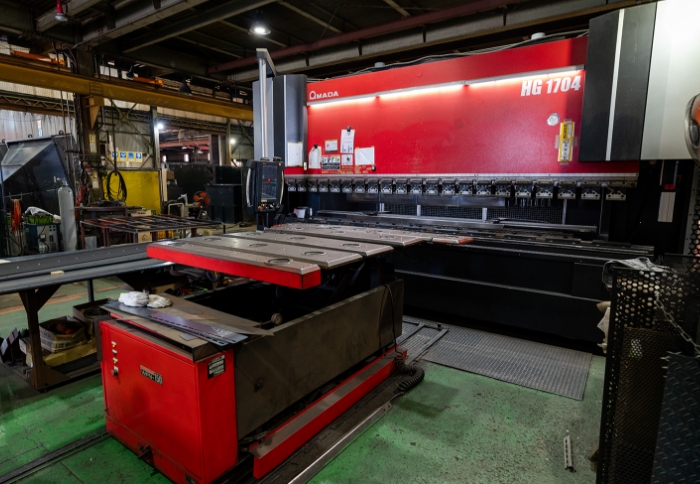 ブレーキプレス